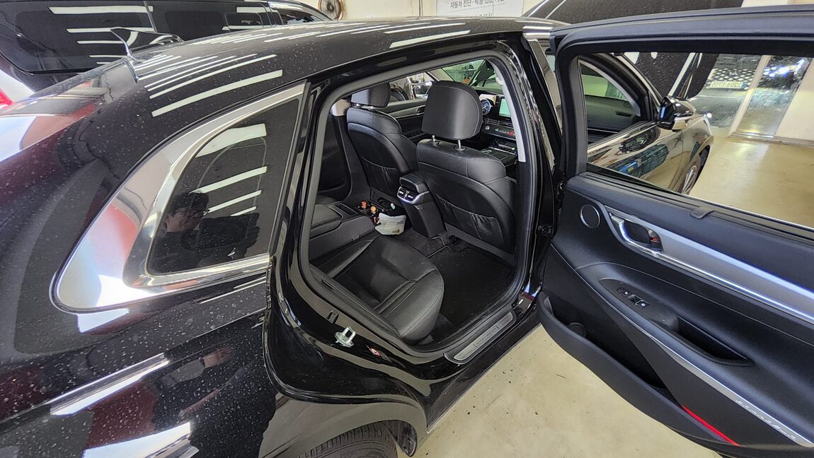 HYUNDAI THE NEW GRANDEUR IG GASOLINE 3.3 EXCLUSIVE 2022 - zdjęcie 13