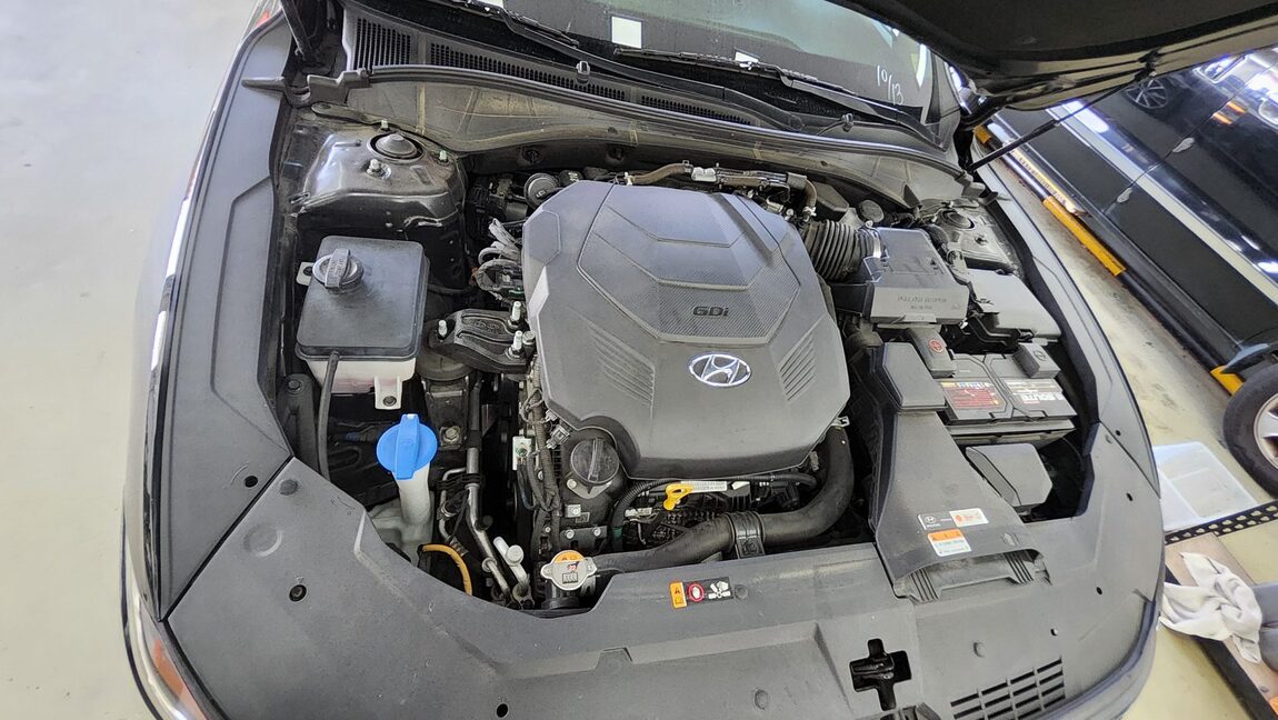 HYUNDAI THE NEW GRANDEUR IG GASOLINE 3.3 EXCLUSIVE 2022 - zdjęcie 21