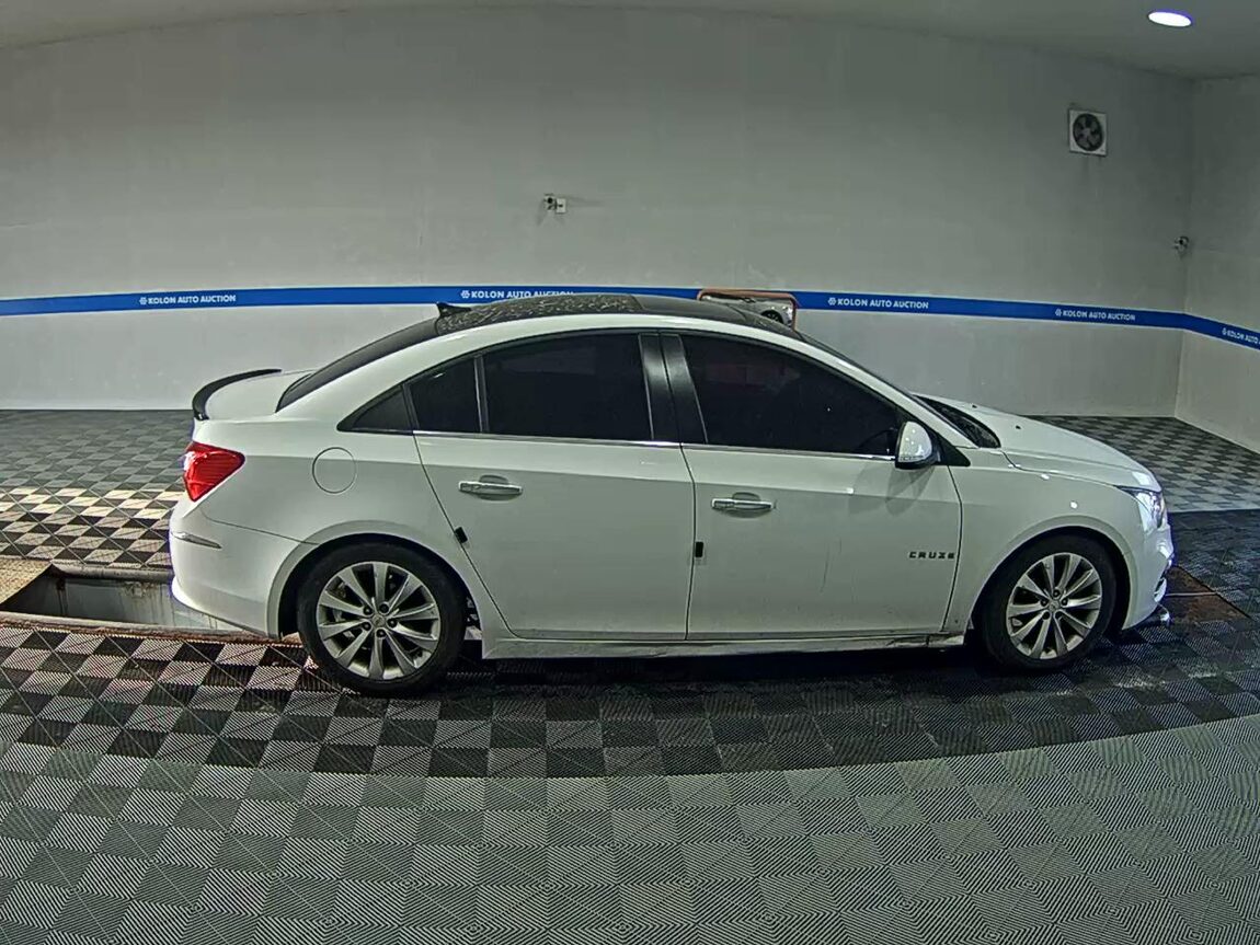 CHEVROLET (DAEWOO) AMAZING CRUZE 4-DOOR 1.4 TURBO LTZ 2015 - zdjęcie 4