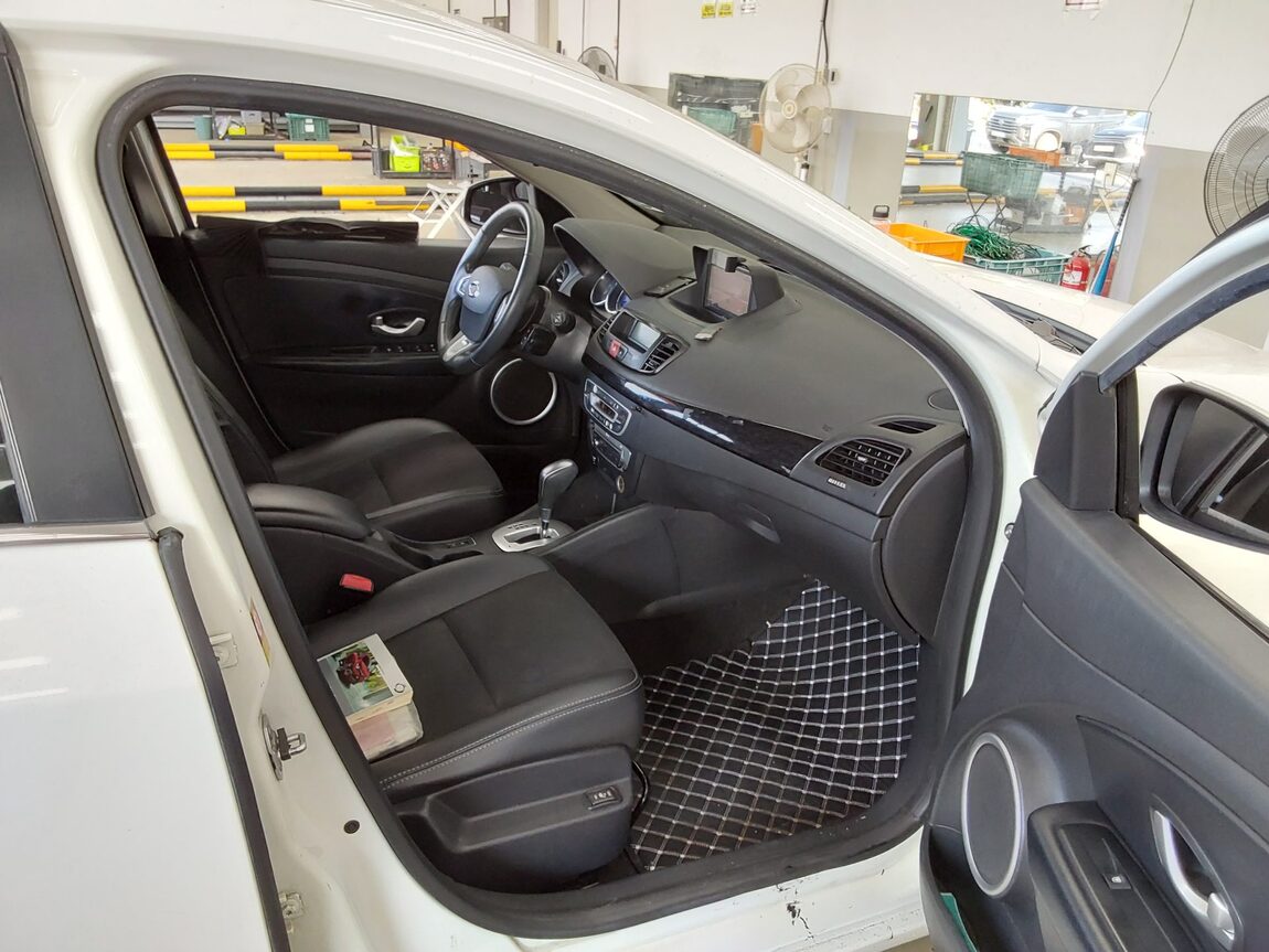 RENAULT (SAMSUNG) SM3 NEO RE 2015 - zdjęcie 14