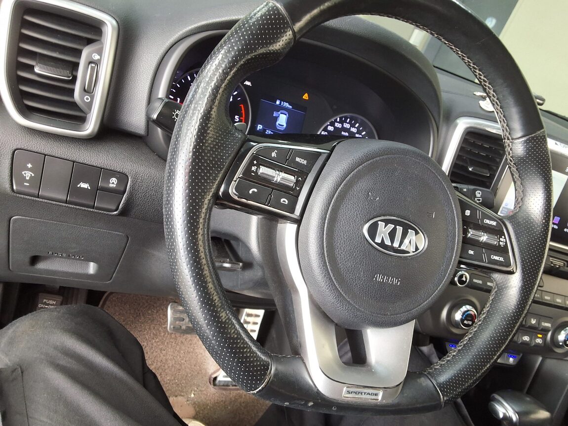 KIA SPORTAGE THE BOLD R2.0 DIESEL 4WD PRESTIGE 2019 - zdjęcie 23