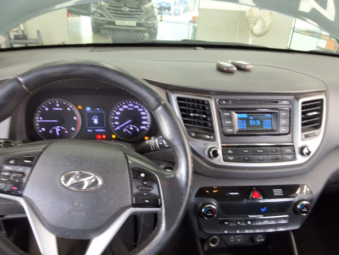 HYUNDAI ALL NEW TUCSON DIESEL R2.0 4WD MODERN 2016 - zdjęcie 17