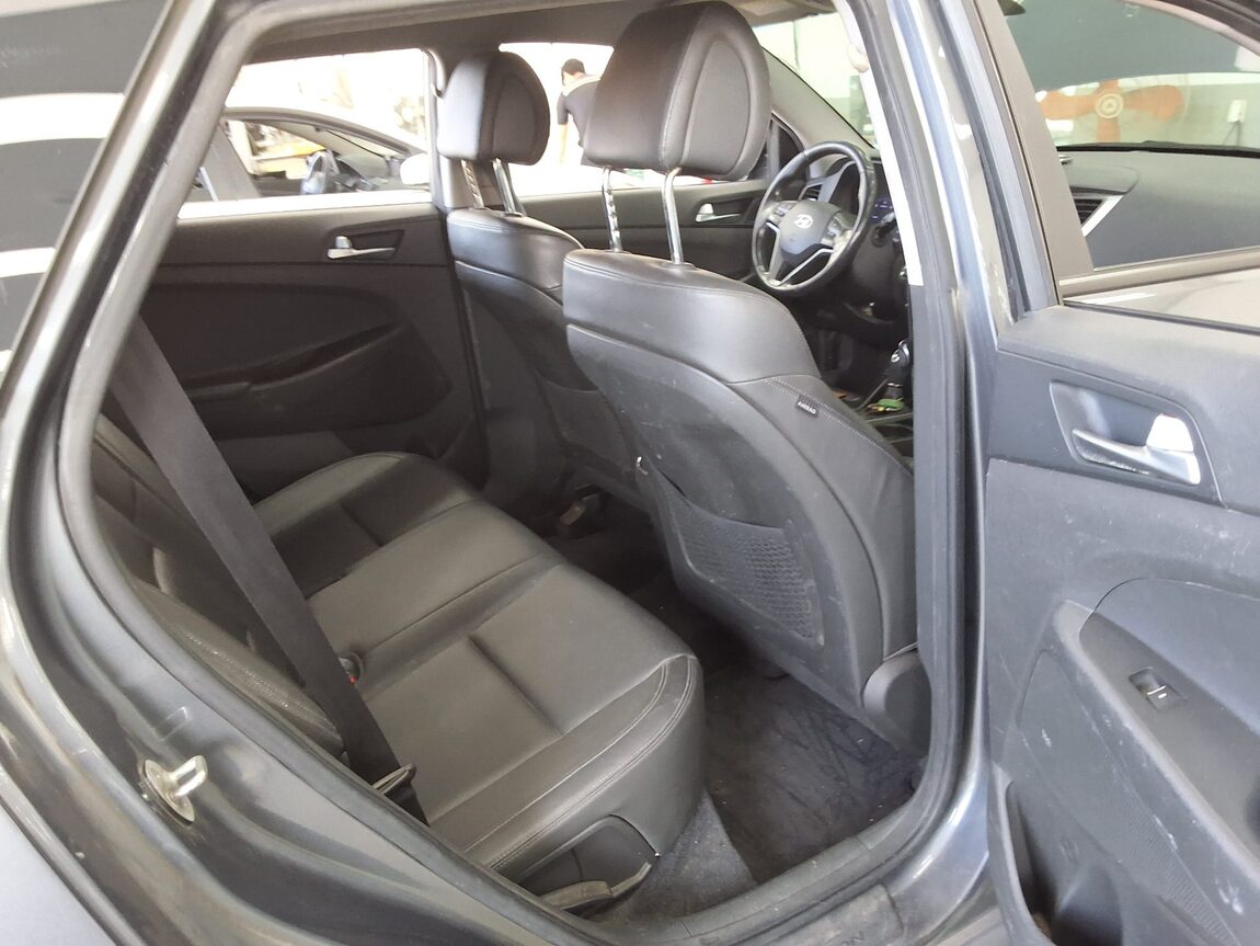 HYUNDAI ALL NEW TUCSON DIESEL R2.0 4WD MODERN 2016 - zdjęcie 13