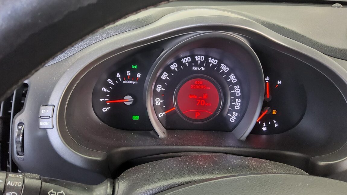 KIA SPORTAGE R DIESEL R2.0 2WD TLX LUXURY MODEL 2013 - zdjęcie 9