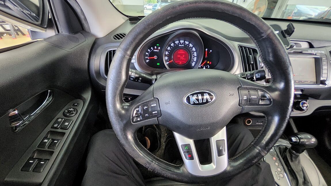KIA SPORTAGE R DIESEL R2.0 2WD TLX LUXURY MODEL 2013 - zdjęcie 17