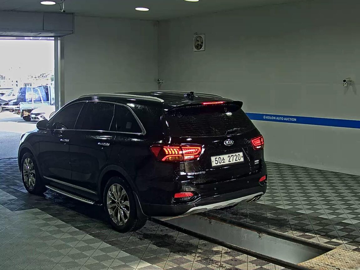KIA THE NEW SORENTO DIESEL R2.0 4WD PRESTIGE 2018 - zdjęcie 6