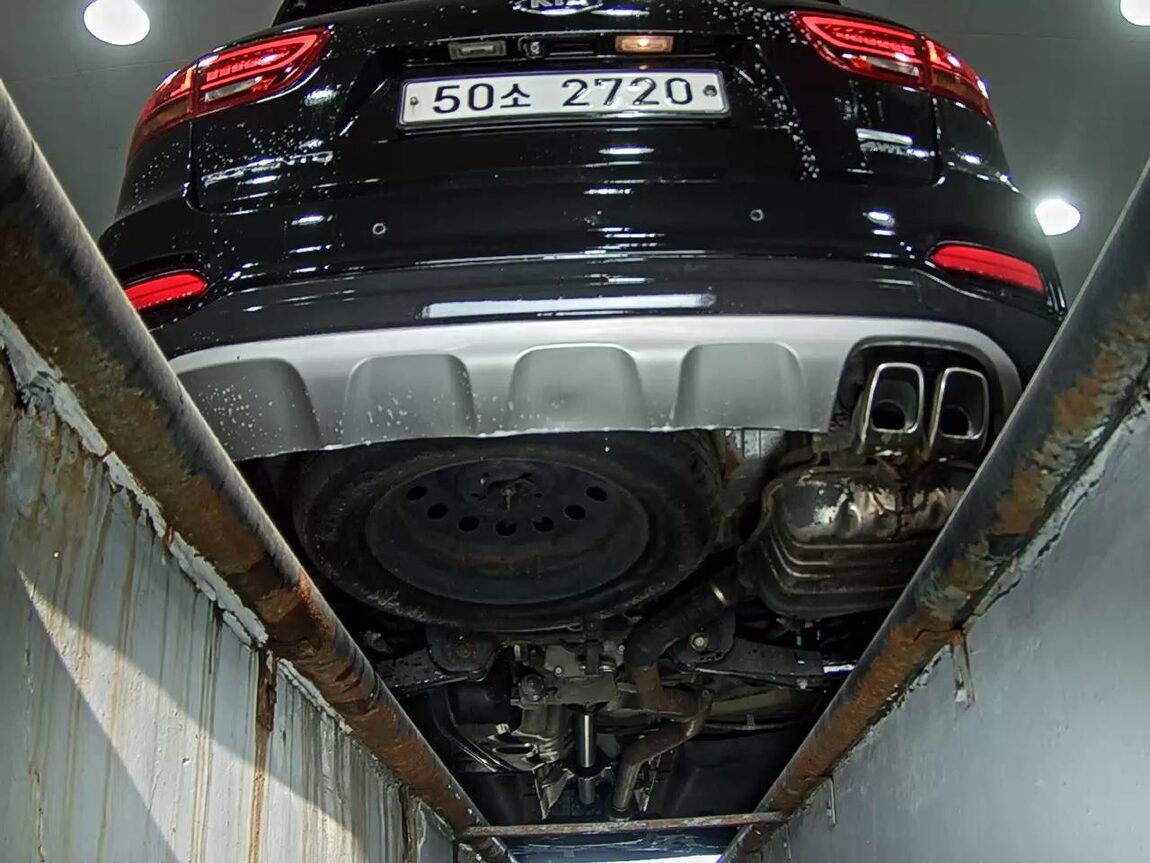 KIA THE NEW SORENTO DIESEL R2.0 4WD PRESTIGE 2018 - zdjęcie 8