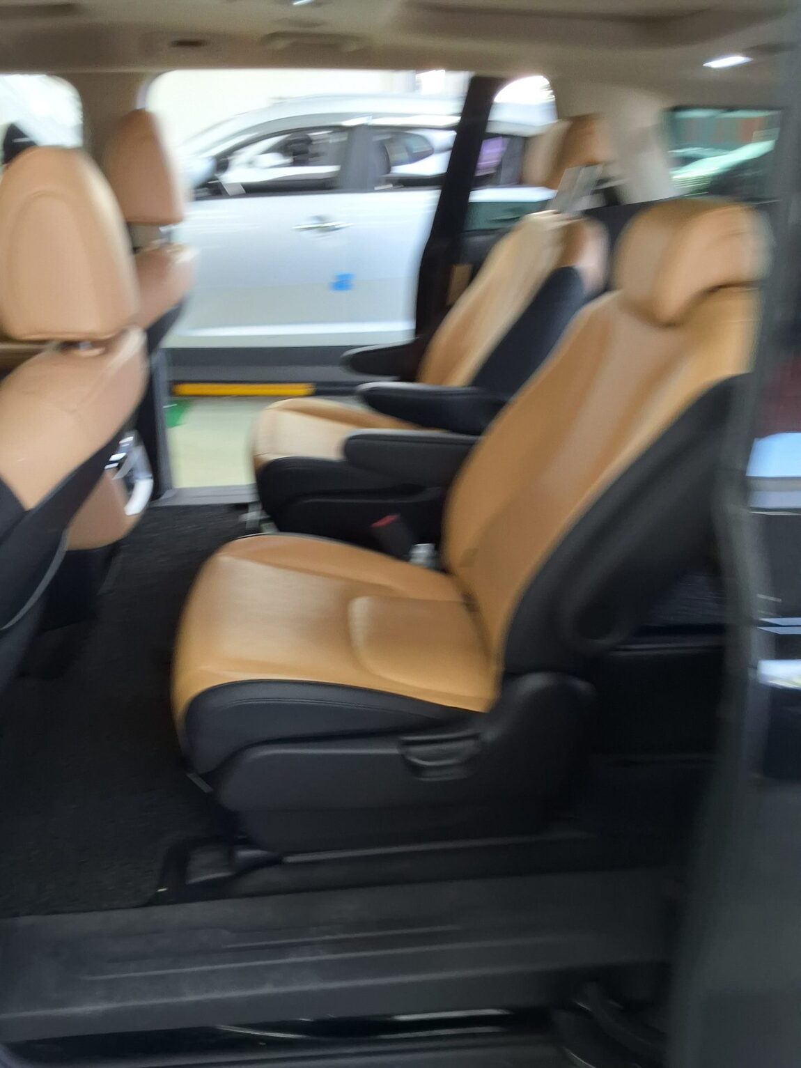 KIA NEW CARNIVAL (KA4) 9-SEATER DIESEL NOBLESSE 2021 - zdjęcie 12