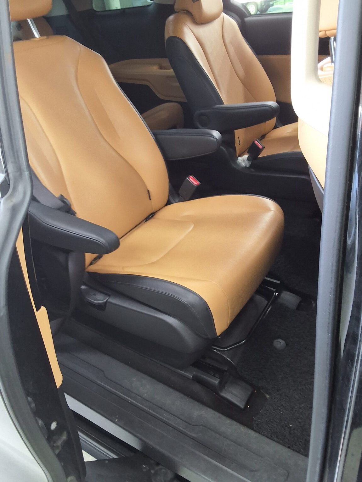 KIA NEW CARNIVAL (KA4) 9-SEATER DIESEL NOBLESSE 2021 - zdjęcie 13