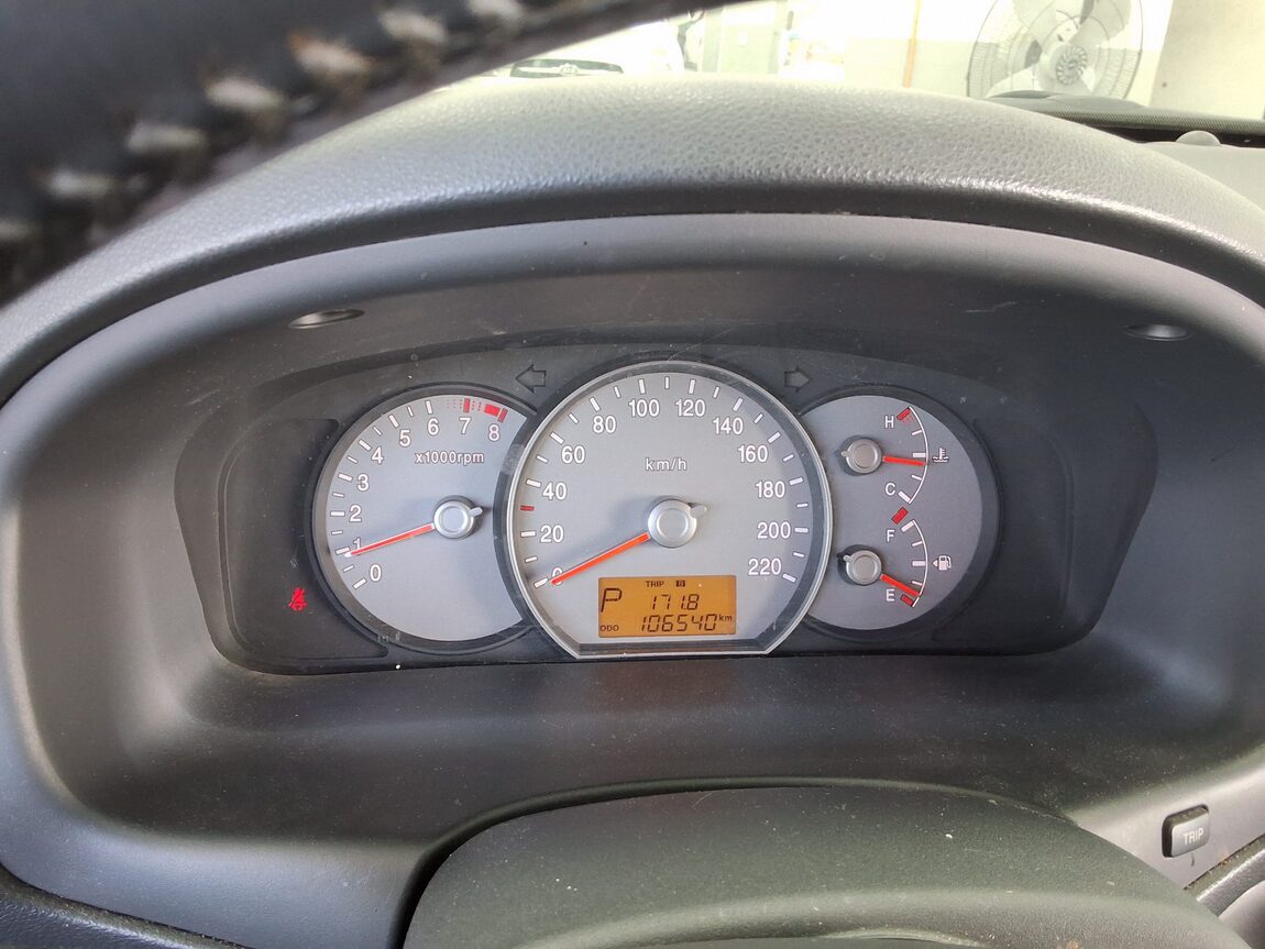 KIA NEW CARENS 2.0 LPI GLX LUXURY MODEL 2007 - zdjęcie 9