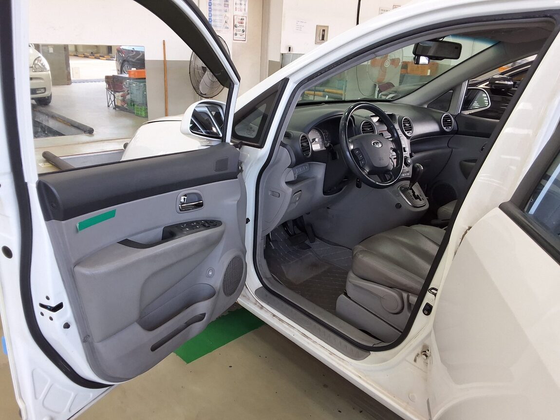 KIA NEW CARENS 2.0 LPI GLX LUXURY MODEL 2007 - zdjęcie 10