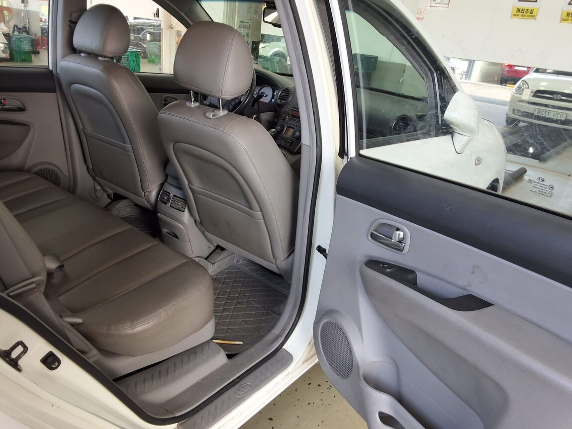 KIA NEW CARENS 2.0 LPI GLX LUXURY MODEL 2007 - zdjęcie 13