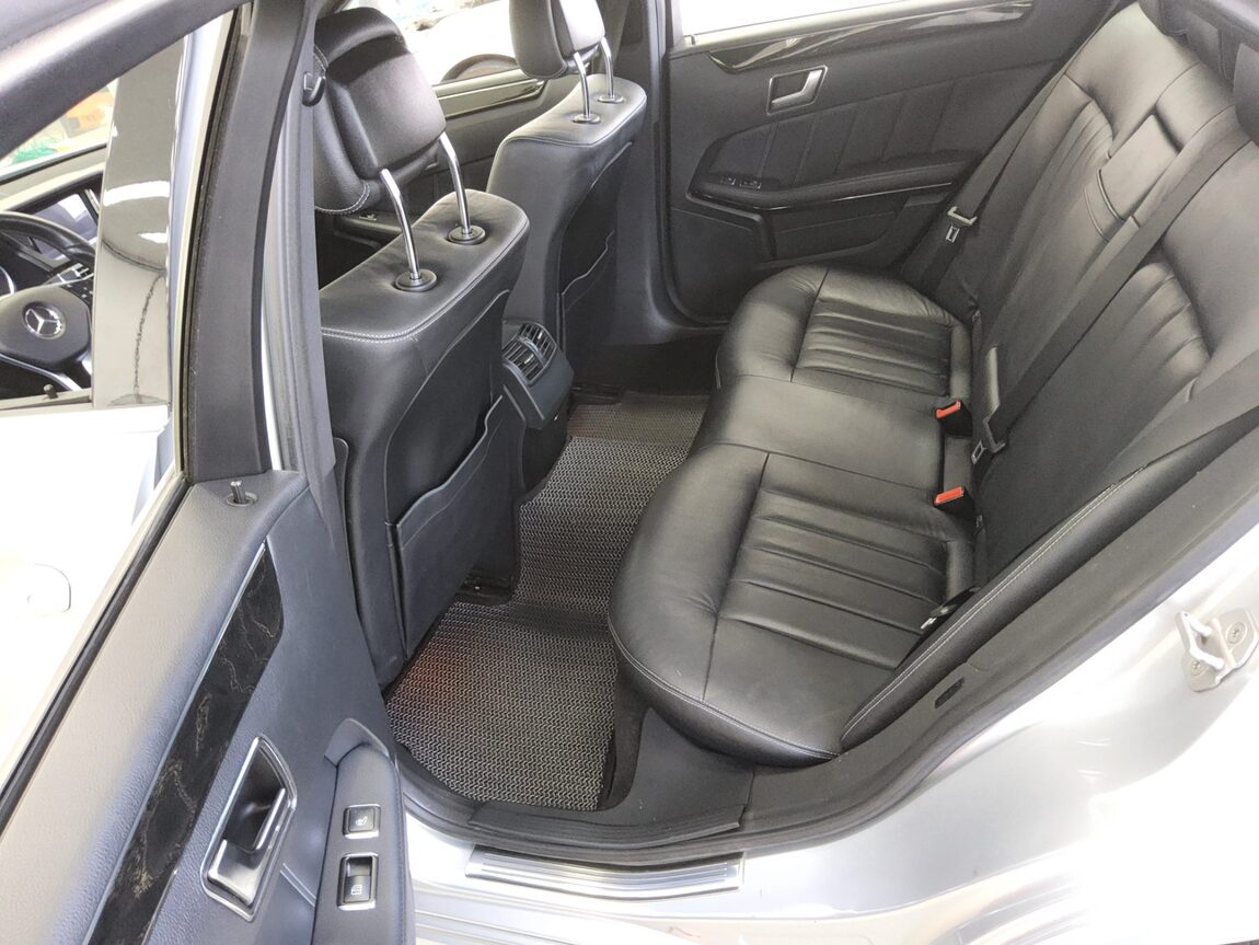 MERCEDES-BENZ E-CLASS (4TH GEN) E220 CDI AVANTGARDE 2014 - zdjęcie 12