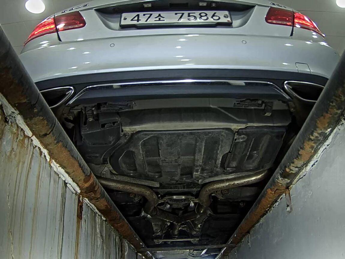 MERCEDES-BENZ E-CLASS (4TH GEN) E220 CDI AVANTGARDE 2014 - zdjęcie 8