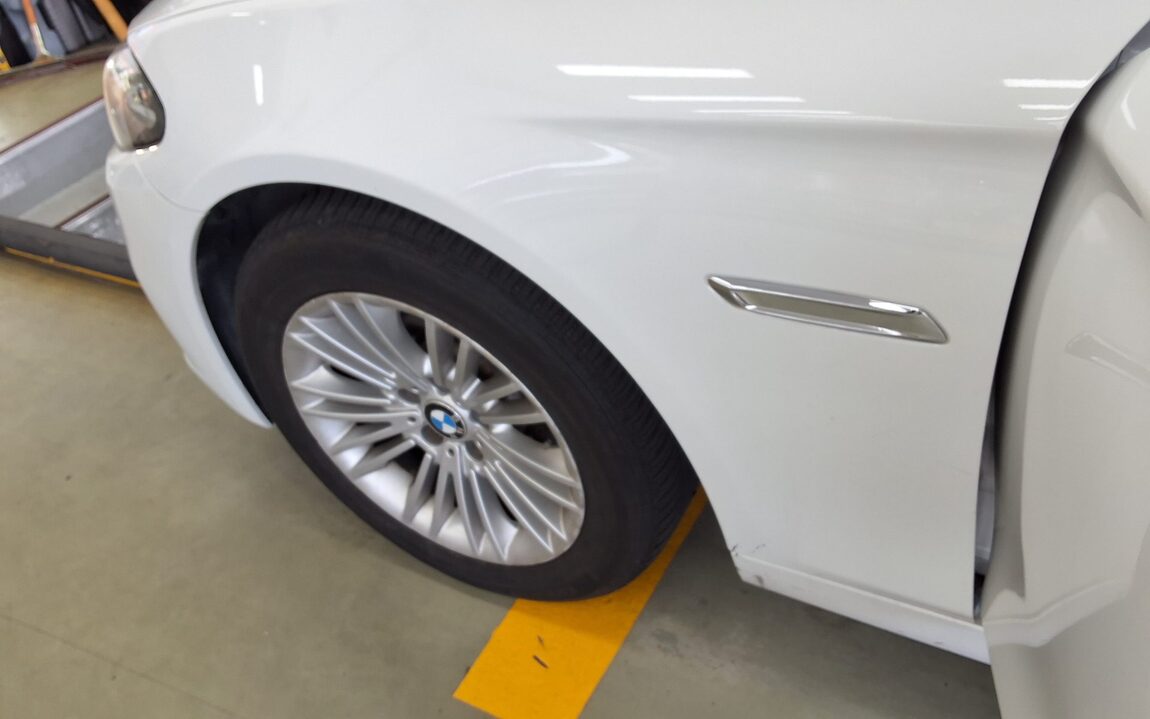 BMW 5 SERIES (6TH GEN) 520d 2014 - zdjęcie 26