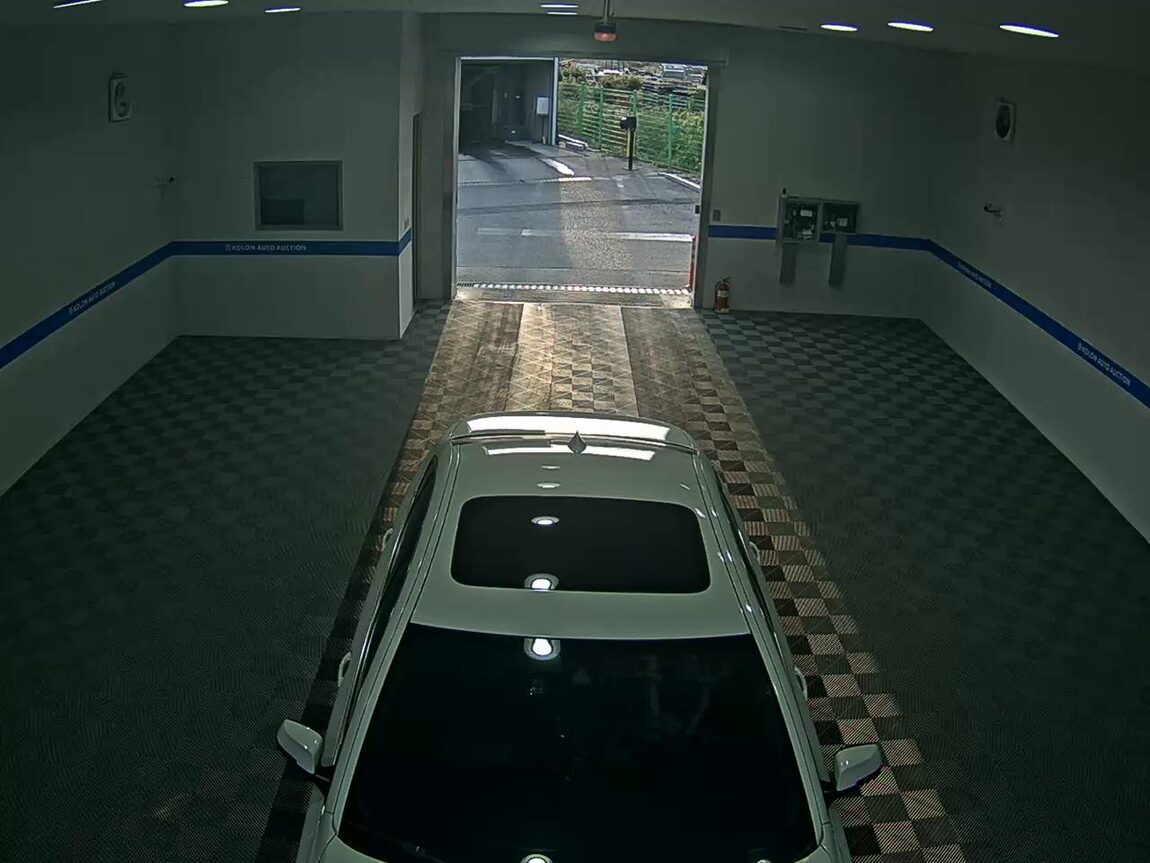 BMW 5 SERIES (6TH GEN) 520d 2014 - zdjęcie 7