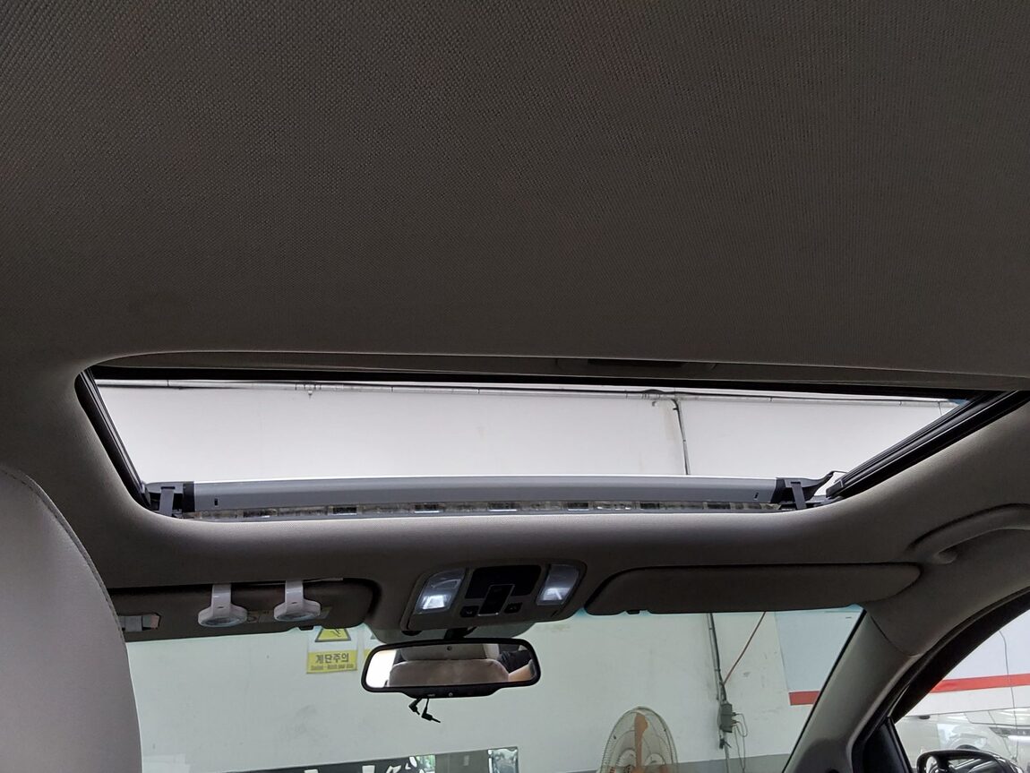 KIA THE NEW CARNIVAL 9-SEATER DIESEL LUXURY 2019 - zdjęcie 18