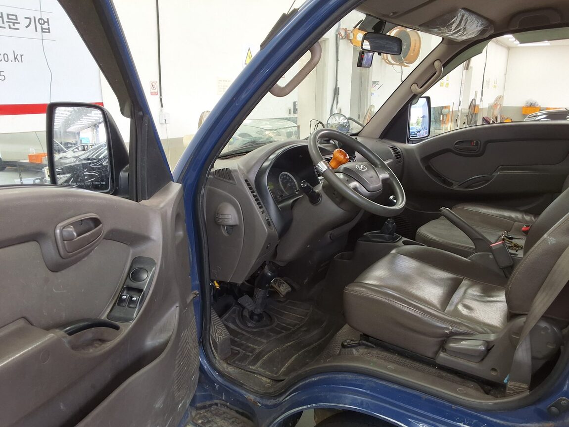 HYUNDAI PORTER II CRDi DOUBLE CAB EXTRA LONG WHEELBASE PLUS 2014 - zdjęcie 10