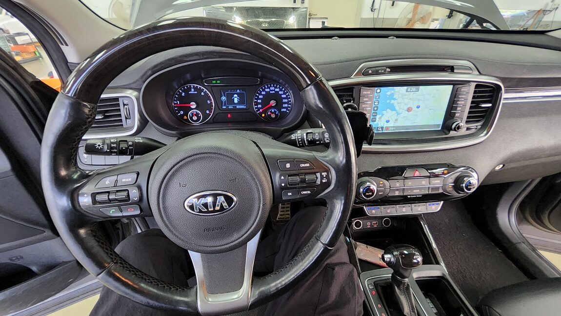 KIA ALL NEW SORENTO R2.2 2WD PRESTIGE 2017 - zdjęcie 18