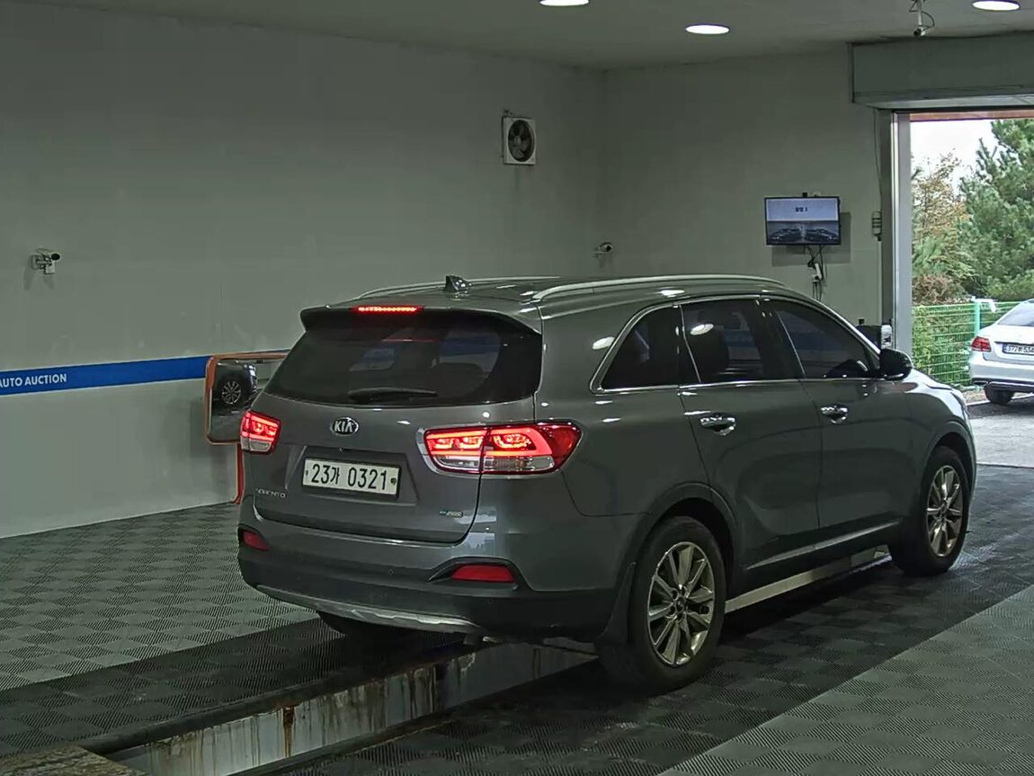 KIA ALL NEW SORENTO R2.2 2WD PRESTIGE 2017 - zdjęcie 5