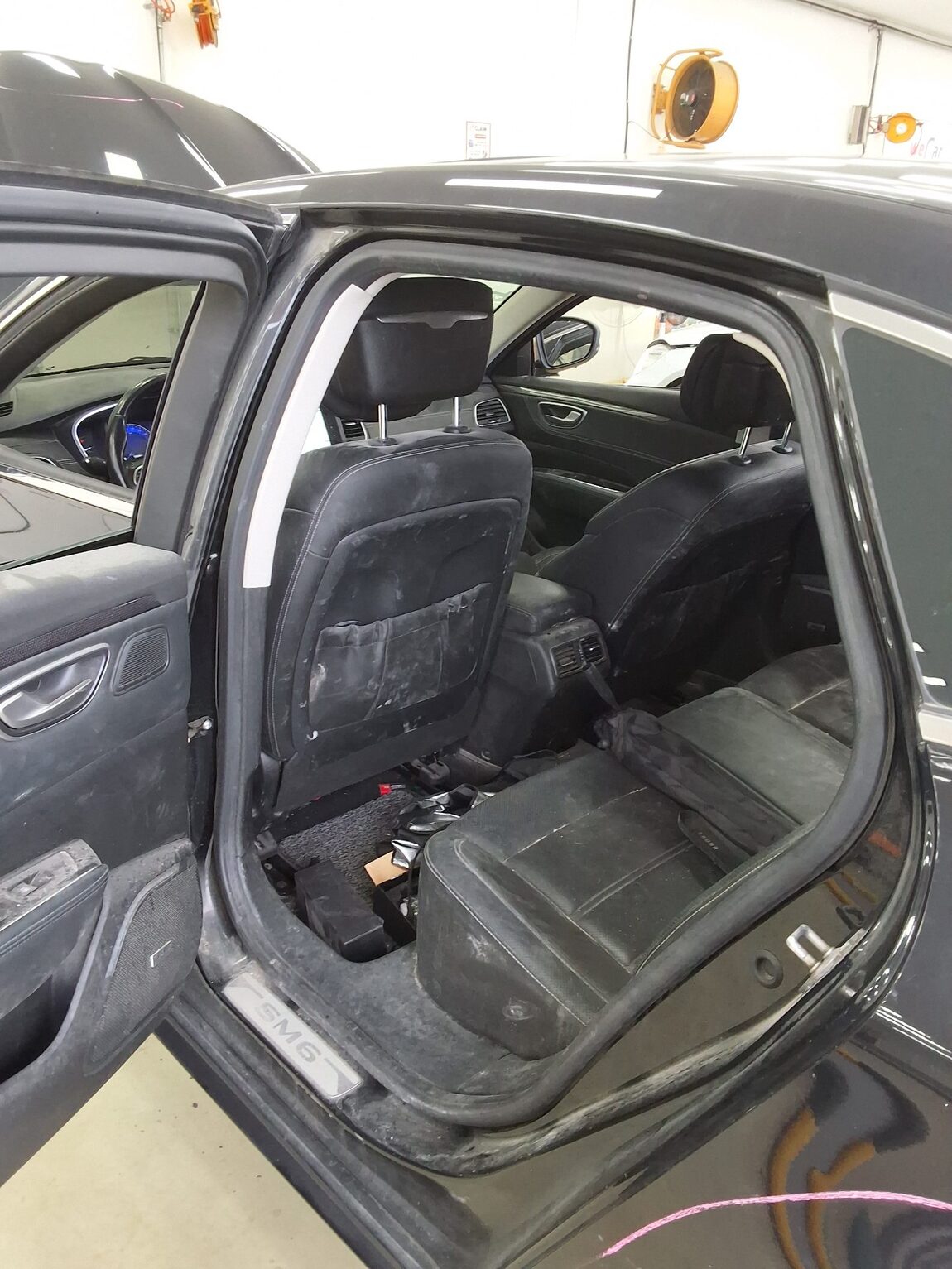 RENAULT (SAMSUNG) SM6 1.6 TCe LE 2016 - zdjęcie 12