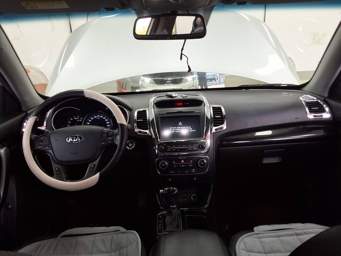 KIA NEW SORENTO R R2.0 2WD TLX 2013 - zdjęcie 11