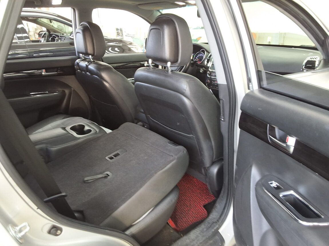 KIA NEW SORENTO R R2.0 2WD TLX 2013 - zdjęcie 13