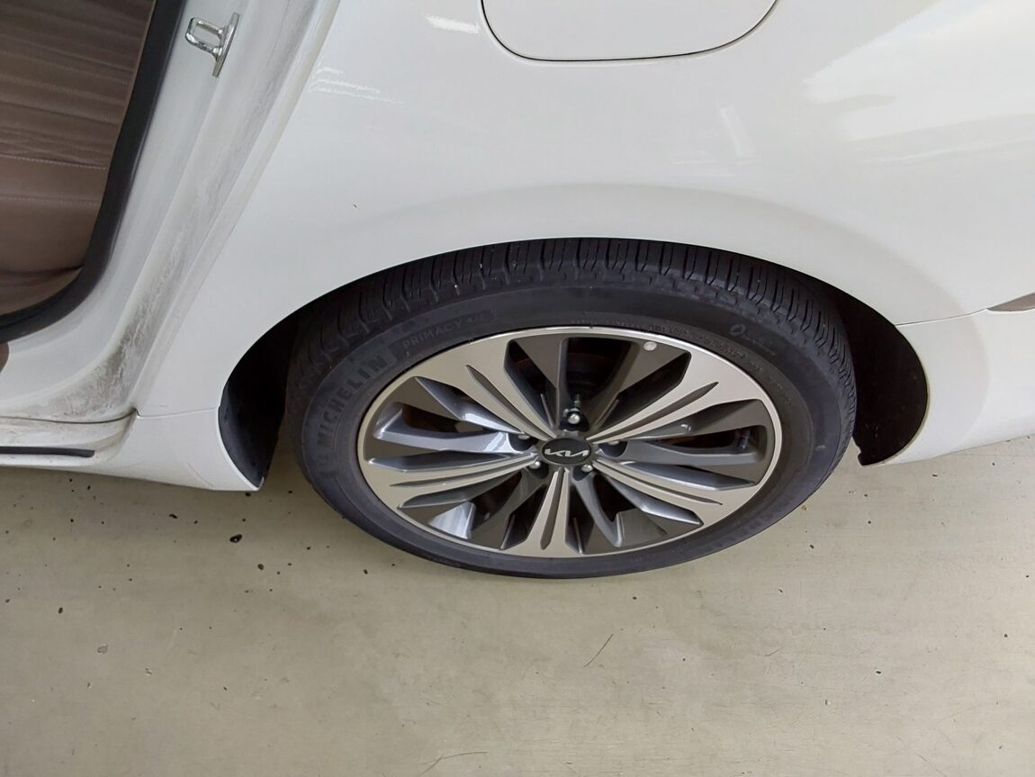 KIA K8 HYBRID HEV SIGNATURE 2023 - zdjęcie 22