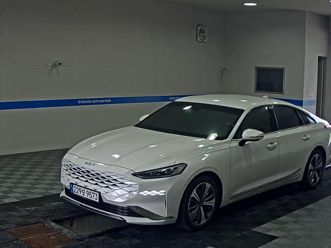 KIA K8 HYBRID HEV SIGNATURE 2023 - zdjęcie 2