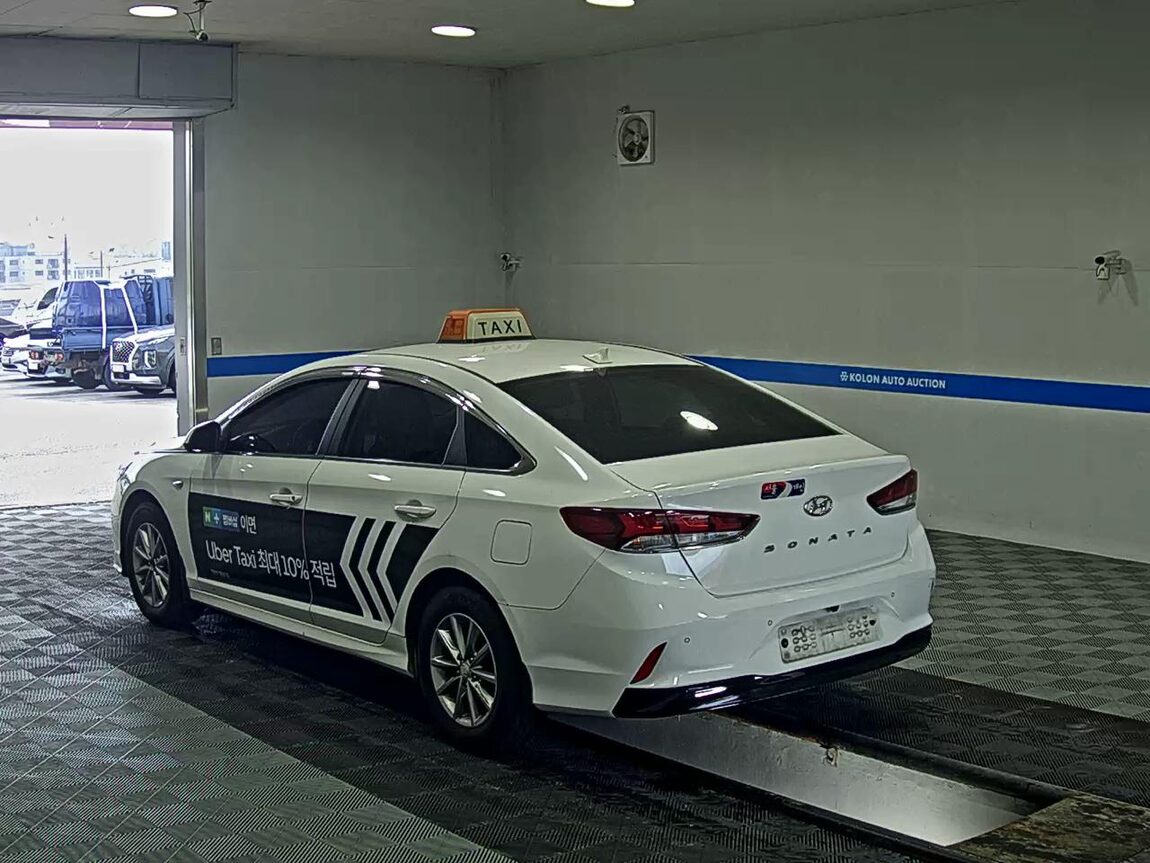 HYUNDAI LF SONATA NEW RISE LPi TAXI STYLE 2021 - zdjęcie 6