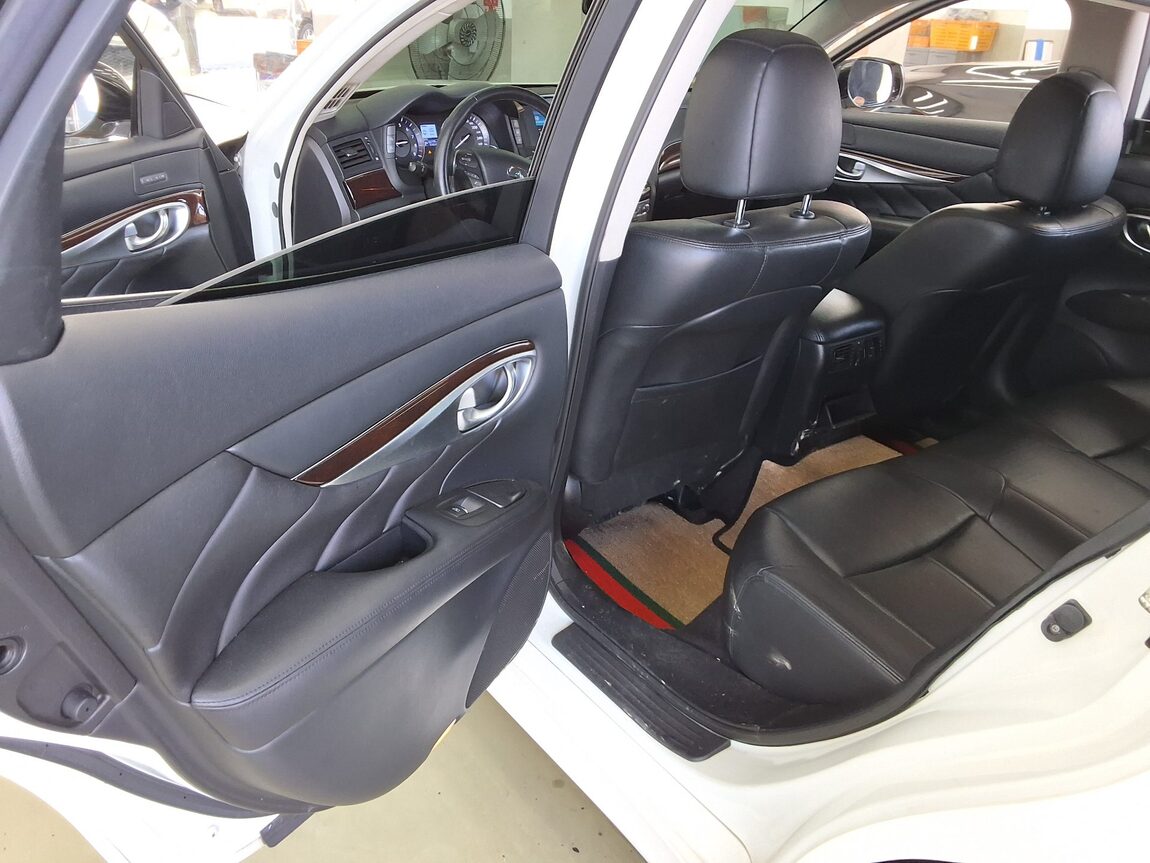 INFINITI Q70 3.7 STYLE 2015 - zdjęcie 12