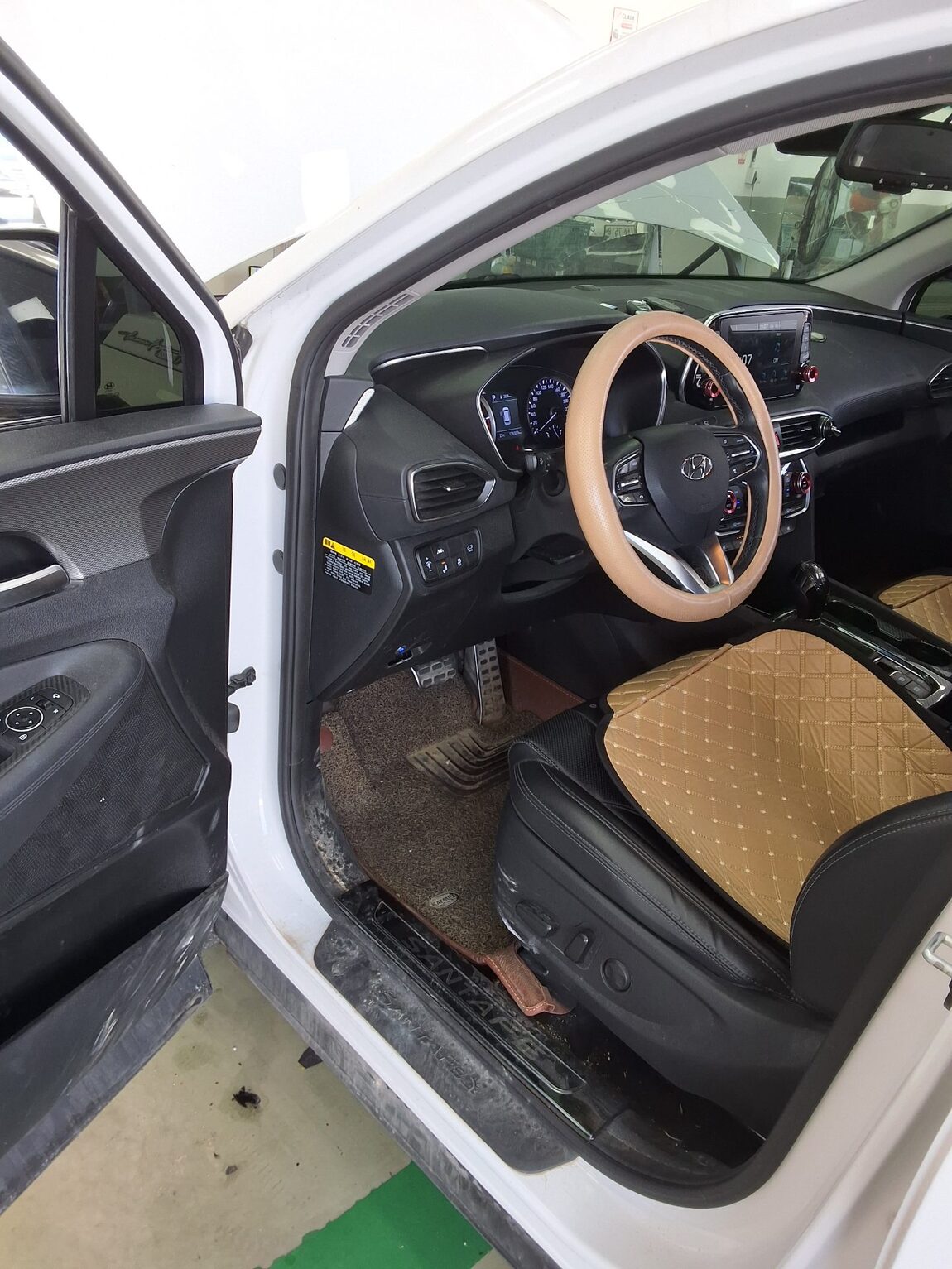 HYUNDAI SANTA FE (TM) R2.2 2WD EXCLUSIVE 2019 - zdjęcie 10