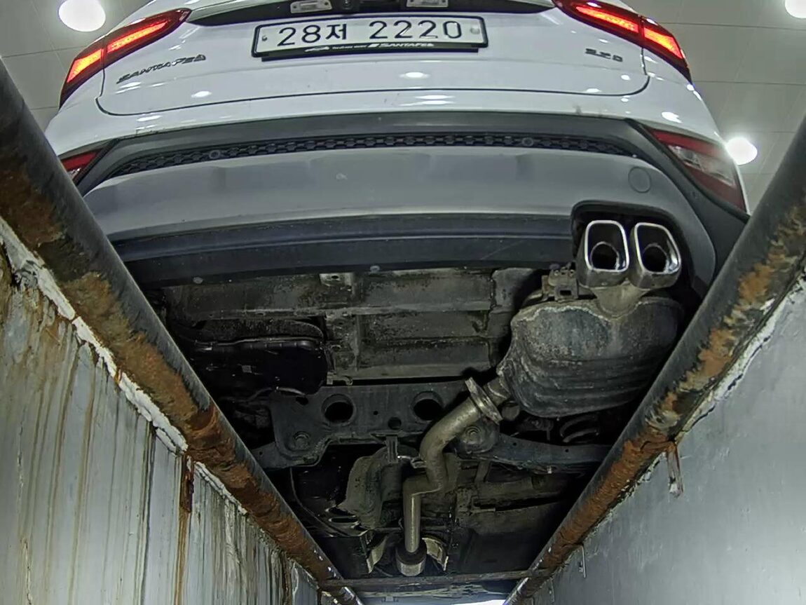 HYUNDAI SANTA FE (TM) R2.2 2WD EXCLUSIVE 2019 - zdjęcie 8
