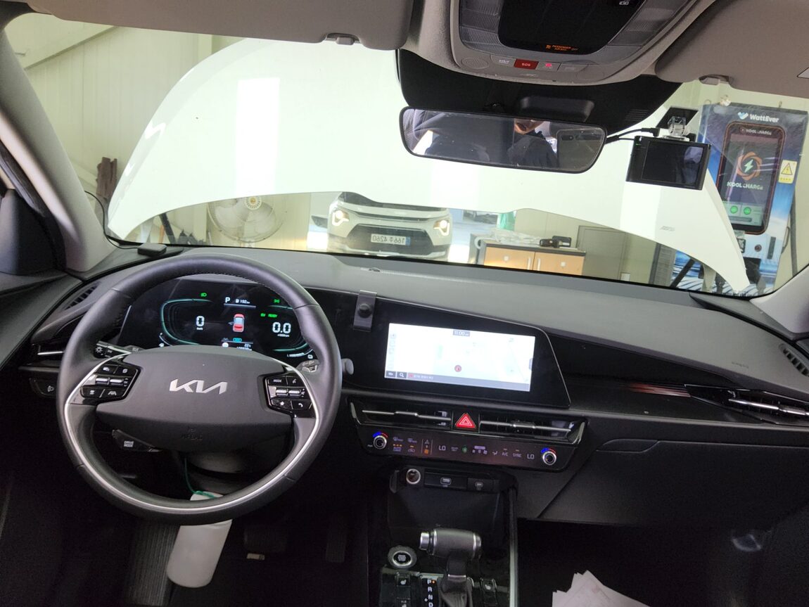 KIA THE ALL NEW NIRO 1.6 HEV TRENDY 2022 - zdjęcie 11