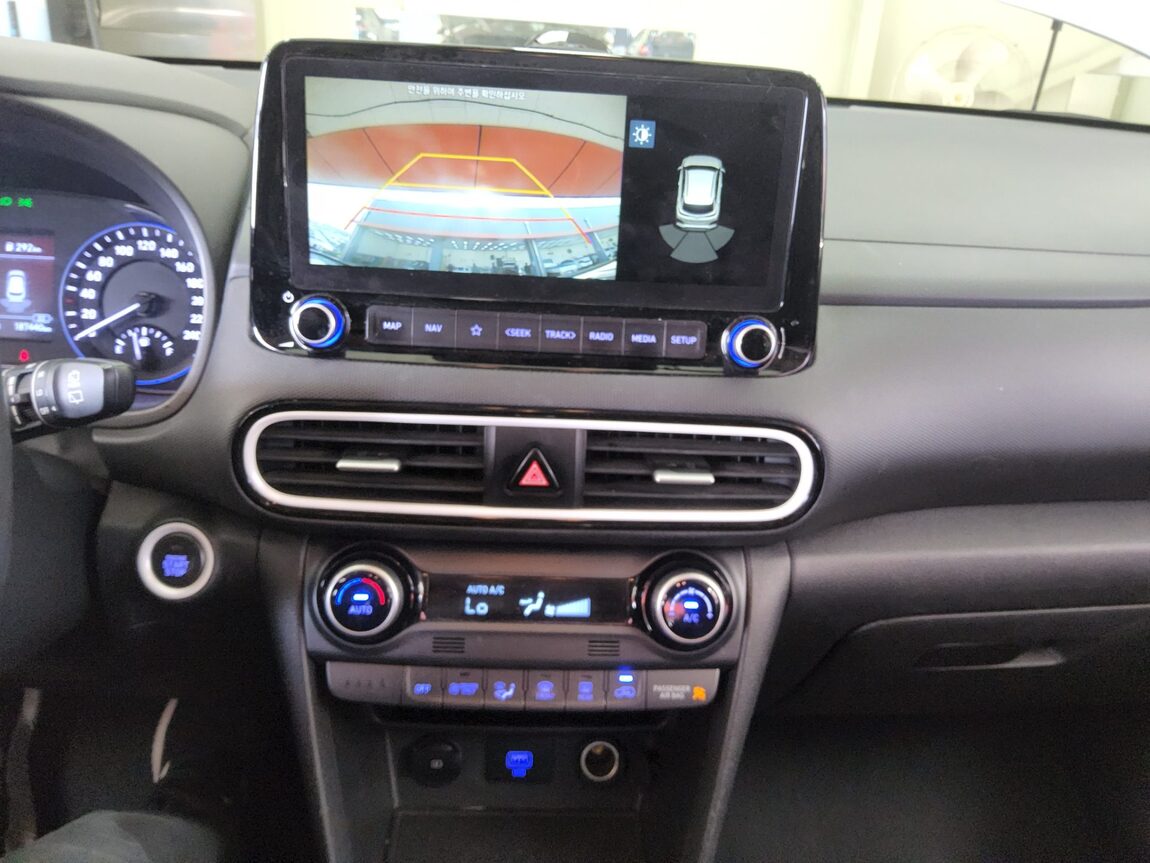 HYUNDAI KONA HYBRID 1.6 HEV MODERN SPECIAL 2020 - zdjęcie 18