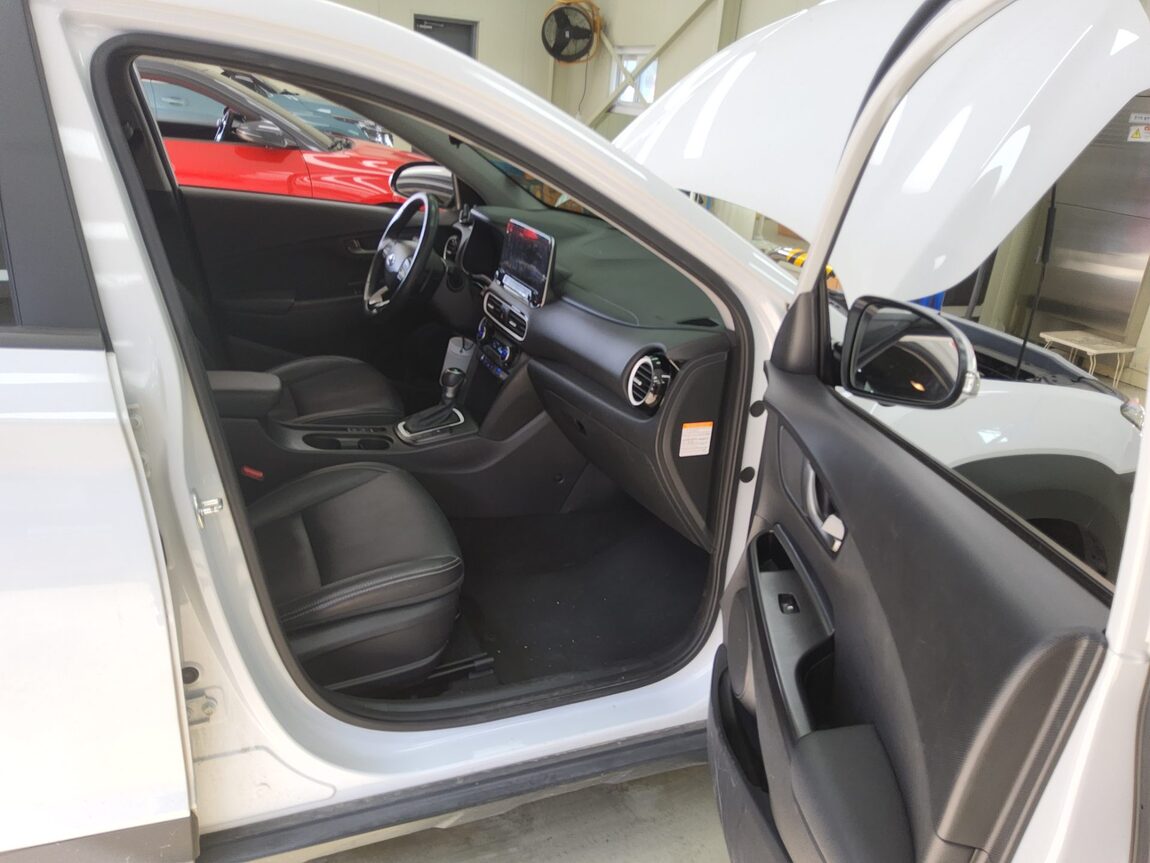 HYUNDAI KONA HYBRID 1.6 HEV MODERN SPECIAL 2020 - zdjęcie 14