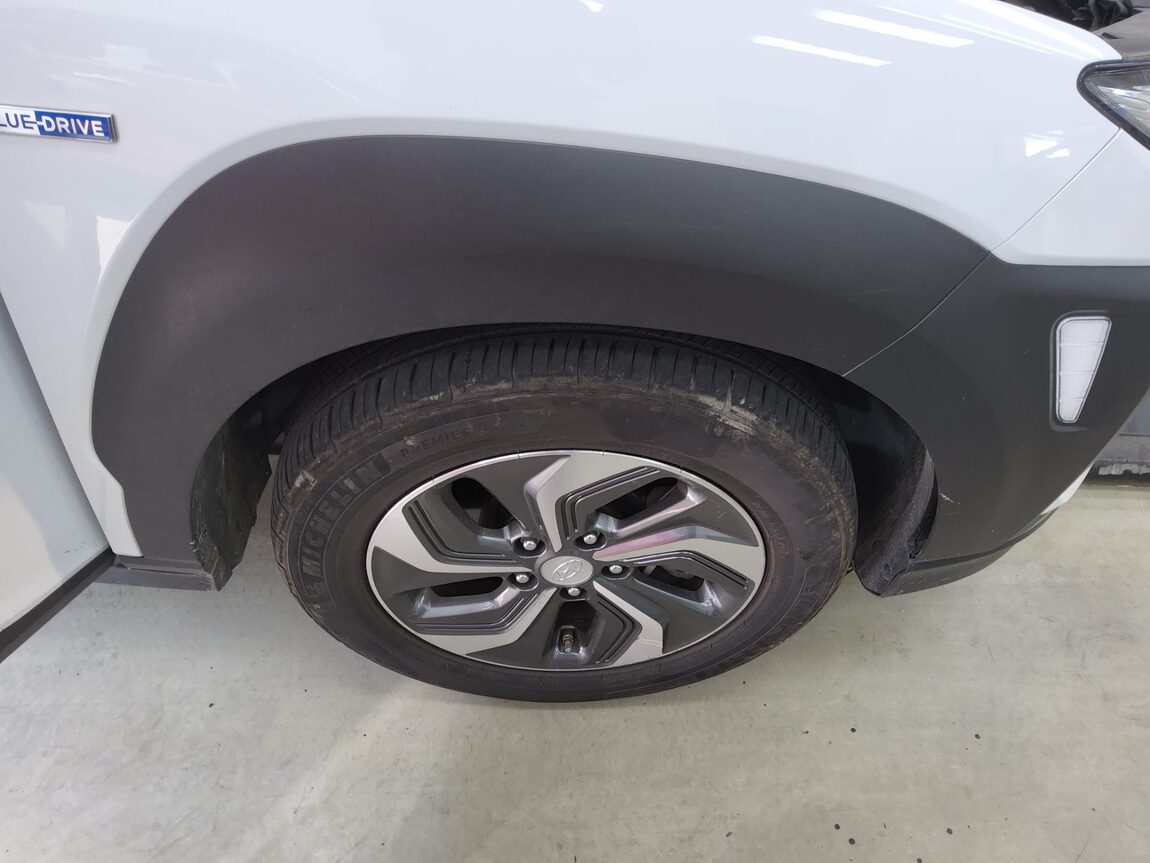 HYUNDAI KONA HYBRID 1.6 HEV MODERN SPECIAL 2020 - zdjęcie 24