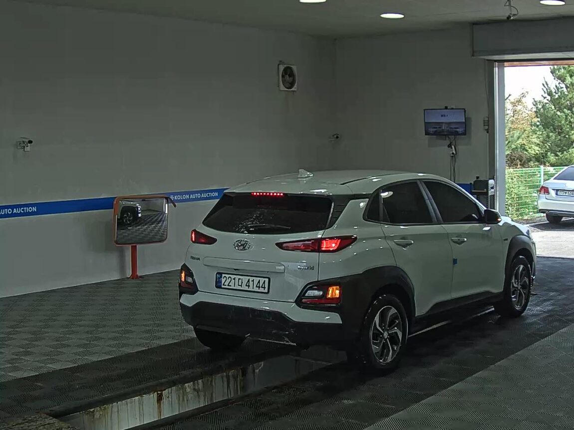 HYUNDAI KONA HYBRID 1.6 HEV MODERN SPECIAL 2020 - zdjęcie 5