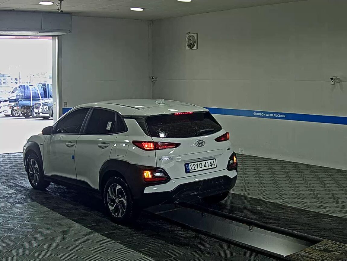 HYUNDAI KONA HYBRID 1.6 HEV MODERN SPECIAL 2020 - zdjęcie 6