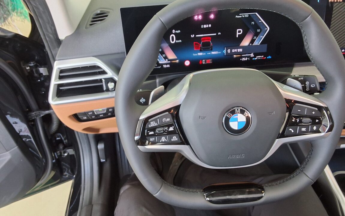 BMW 3 SERIES (7TH GEN) TOURING 320i 2026 - zdjęcie 17