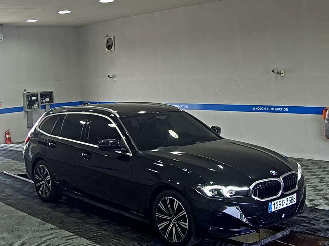 BMW 3 SERIES (7TH GEN) TOURING 320i 2026 - zdjęcie 3