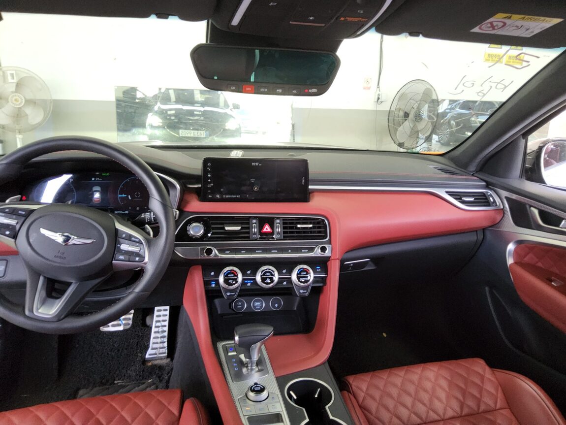 GENESIS THE NEW G70 GASOLINE 2.0T AWD SHOOTING BRAKE SPORT PACK 2023 - zdjęcie 11