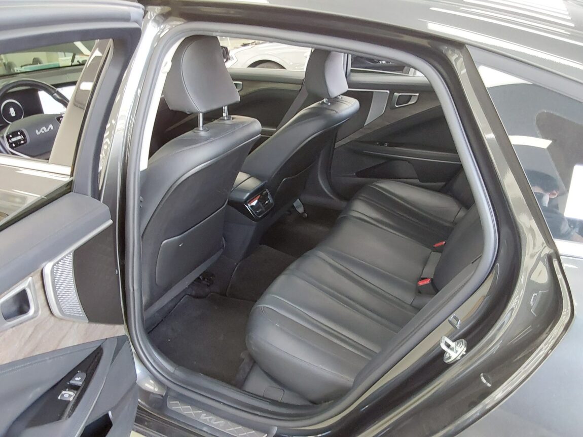 KIA K8 3.5 LPi RENTAL CAR TRENDY 2022 - zdjęcie 12