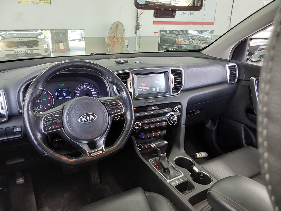 KIA NEW SPORTAGE R2.0 4WD NOBLESSE 2016 - zdjęcie 11