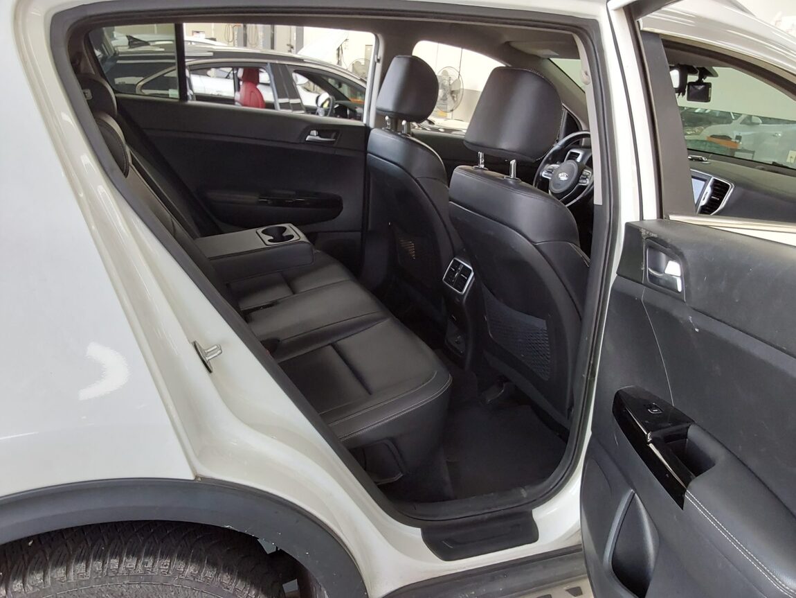 KIA NEW SPORTAGE R2.0 4WD NOBLESSE 2016 - zdjęcie 13