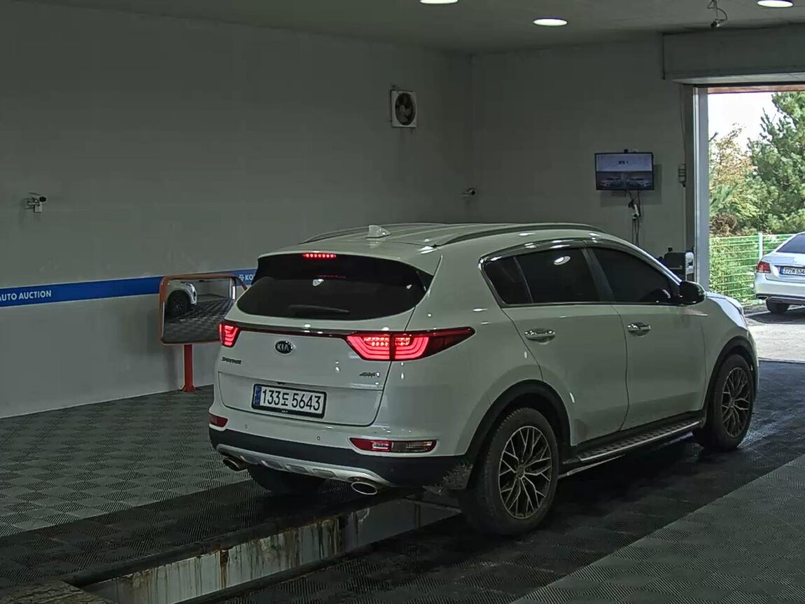 KIA NEW SPORTAGE R2.0 4WD NOBLESSE 2016 - zdjęcie 5