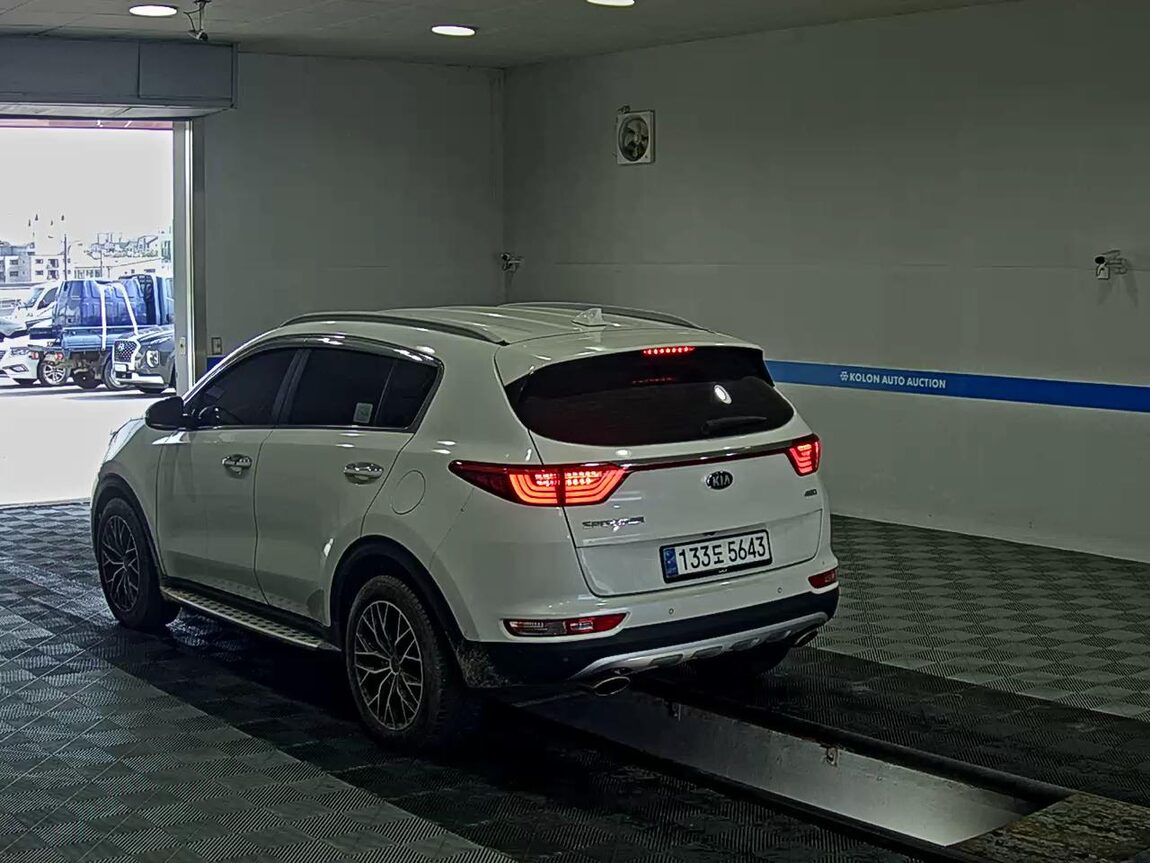 KIA NEW SPORTAGE R2.0 4WD NOBLESSE 2016 - zdjęcie 6
