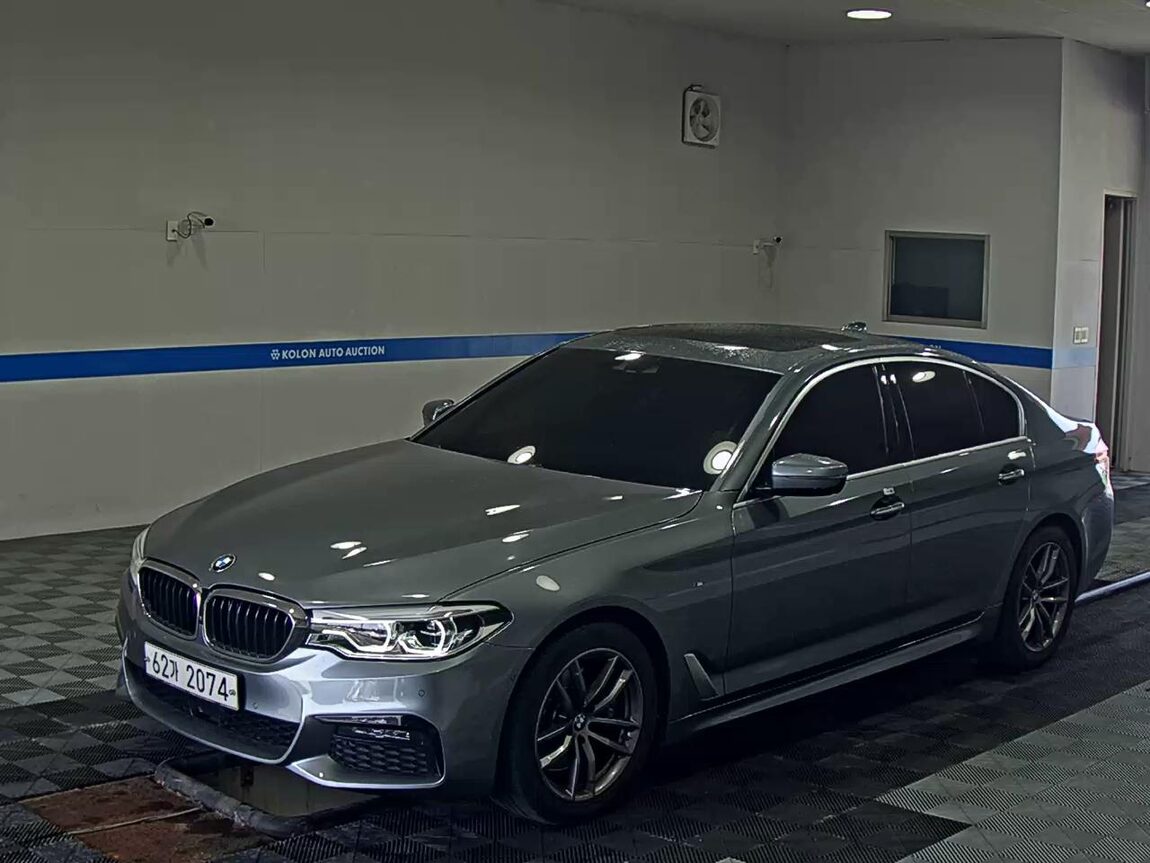 BMW 5 SERIES (7TH GEN) 530i xDRIVE M SPORT PACK PLUS 2018 - zdjęcie 2