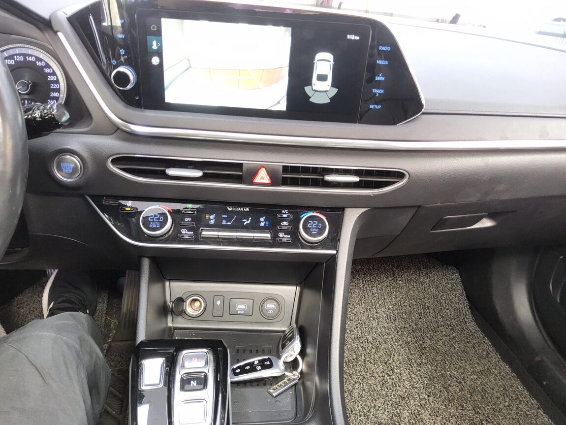 HYUNDAI SONATA (DN8) G2.0 PREMIUM 2020 - zdjęcie 18