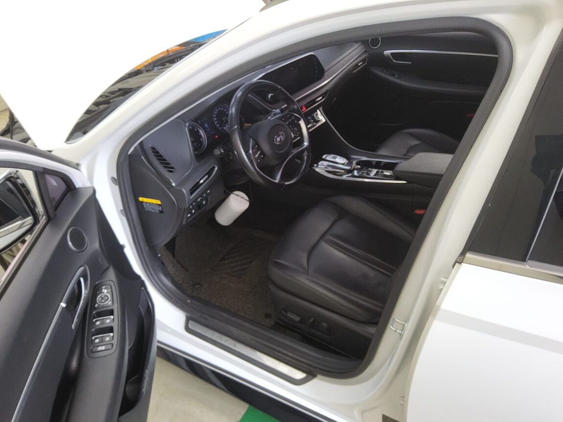 HYUNDAI SONATA (DN8) G2.0 PREMIUM 2020 - zdjęcie 10